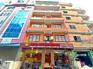 Hotel Five Season Inn