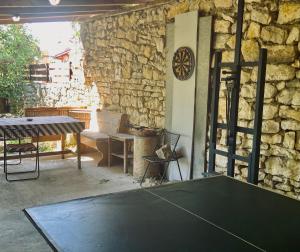 Nyitva Apartman