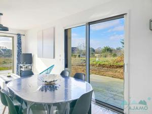 354 - Maison neuve en plein cœur de Plévenon.