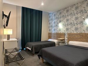 Hotels Hotel Azur : photos des chambres