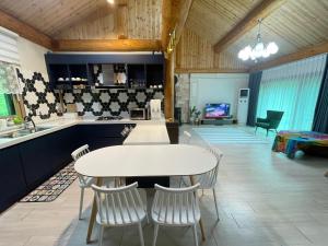 Jeongseon mindfulstay 3-Star Accommodation lobby