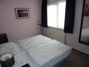 Nice holiday home with courtyard