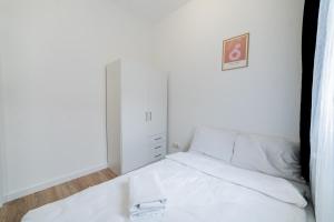 Park Wilsona Urban Stay Apartments by BookingHost