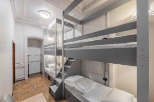 Gar`is hostel Maidan