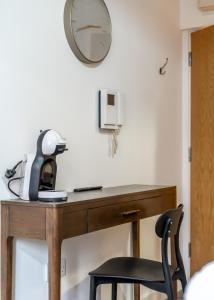 Urban Elegance Luxury Living with Kitchenette