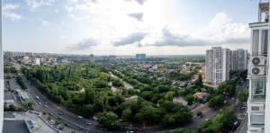 Стильні просторі апартаменти Альтаір