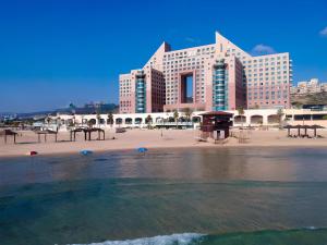 Almog Beach apt Hotel מלון דירות אלמוג ביץ'