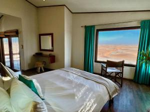 Desert Breeze Lodge