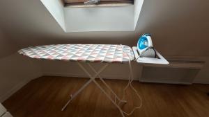 Studio Porte Maillot Paris Immeuble Haussmannien