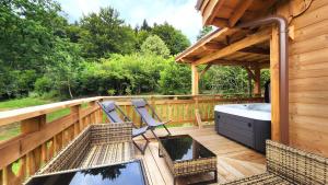 Gite panoramique et Spa de Liézey Les Jonquilles