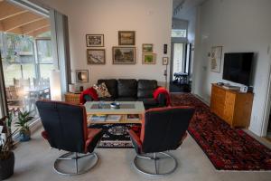 Stunning modern retreat in idyllic Öregrund