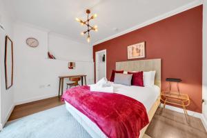 Urban Elegance Luxury Living with Kitchenette