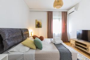 Raise Coastal Grand Escape