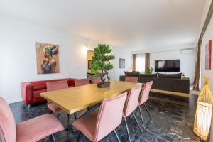 Raise Coastal Grand Escape