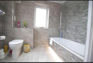 Spacious contactor family Apartment