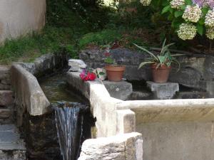Villa hameau paisible Ardouane, à côté voie verte