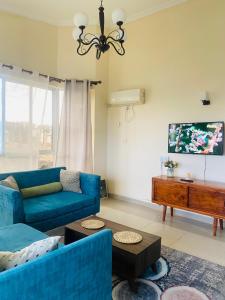 SamawatiEnsuite Apartment with Pool and SeaView