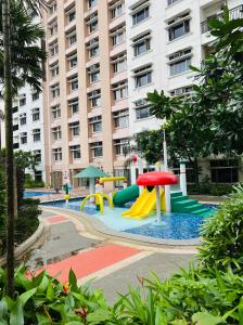 Casa Tagpuan in Manhattan ParkWay