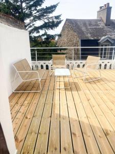 Appartements 35 m2 charmant plus 30 M2 de terrasse Acces jardin SPA : photos des chambres