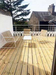 Appartements 35 m2 charmant plus 30 M2 de terrasse Acces jardin SPA : photos des chambres