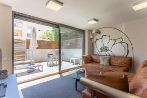 My Space Barcelona Pool Garden Apartments