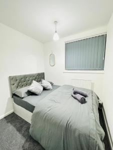 Spacious Private Rooms Near Central London