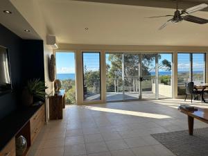 Pikes Point Beach House