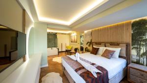 Fethiye Merkezde Jakuzili Lüks Daire - OcekHomes Meva