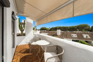 Vila Marina 1BD Apt Sea Views Beach Club Access