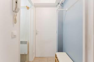 Appartements Studio avec cour exterieure et parking proche CHR : photos des chambres