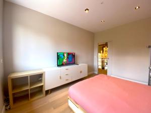 Villas Capsule la grange arcade de jeux billard 4 chambres 300m2 : photos des chambres