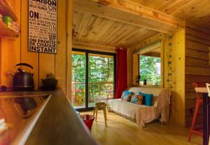 Maisons de vacances Domaine de l'Authentique Cabanes dans les arbres : Chalet 2 Chambres