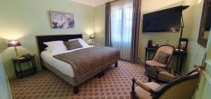 Hotels Demeures & Chateaux - Hotel Greuze & Spa Tournus : Chambre Double – Vue sur Cour