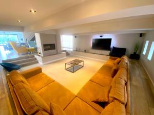 Villas Capsule la grange arcade de jeux billard 4 chambres 300m2 : photos des chambres