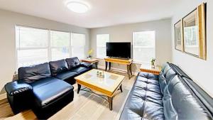 Coastal Chic - Near Everything - Myrtle Beach