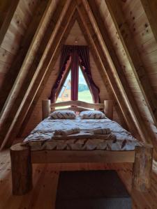 Cottage forest hill 2