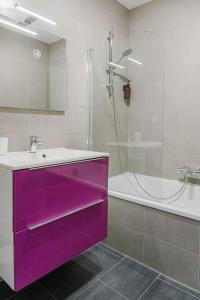 Appartements Appartement Lumineux 2 chambres avec parking : photos des chambres