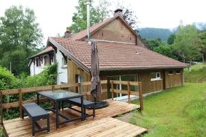 Appartements Gite tout confort Les Champs de la Goutte a Moussey, au calme au coeur des Vosges : photos des chambres