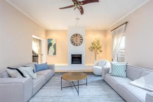 4 Bed Villa in The Vines, Constantia