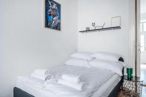 Karaván Courtyard Escape AC, Smart TV, Central Location