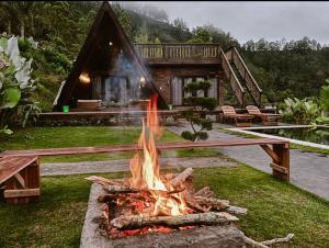 Batur Cliff Panorama