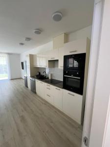 B53 Apartment 2