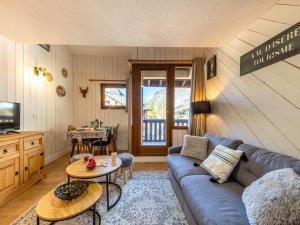 Studio agréable avec mezzanine, balcon et proche commodités à Val-dIsère - FR-1-694-296