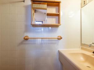 Studio agréable avec mezzanine, balcon et proche commodités à Val-dIsère - FR-1-694-296