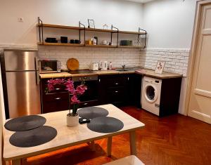 Ground floor apartments in the centre of the city