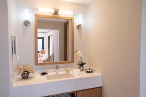 Amazing Beachfront Casa Del Mar Penthouse