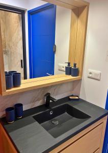 Appartements Appartement 4 chambres avec cour- centre Bourbourg : photos des chambres