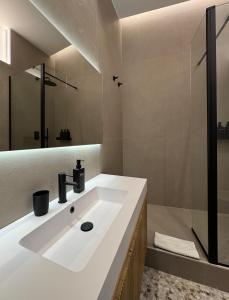 Bari LandLord 8 - Una Finestra sulla Cattedrale