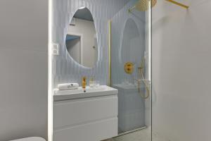 Riverview Portovo with parking by Lion Apartments
