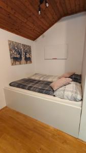Wochenend Ferienhaus mit tollen Ausblick in die Bucklige Welt